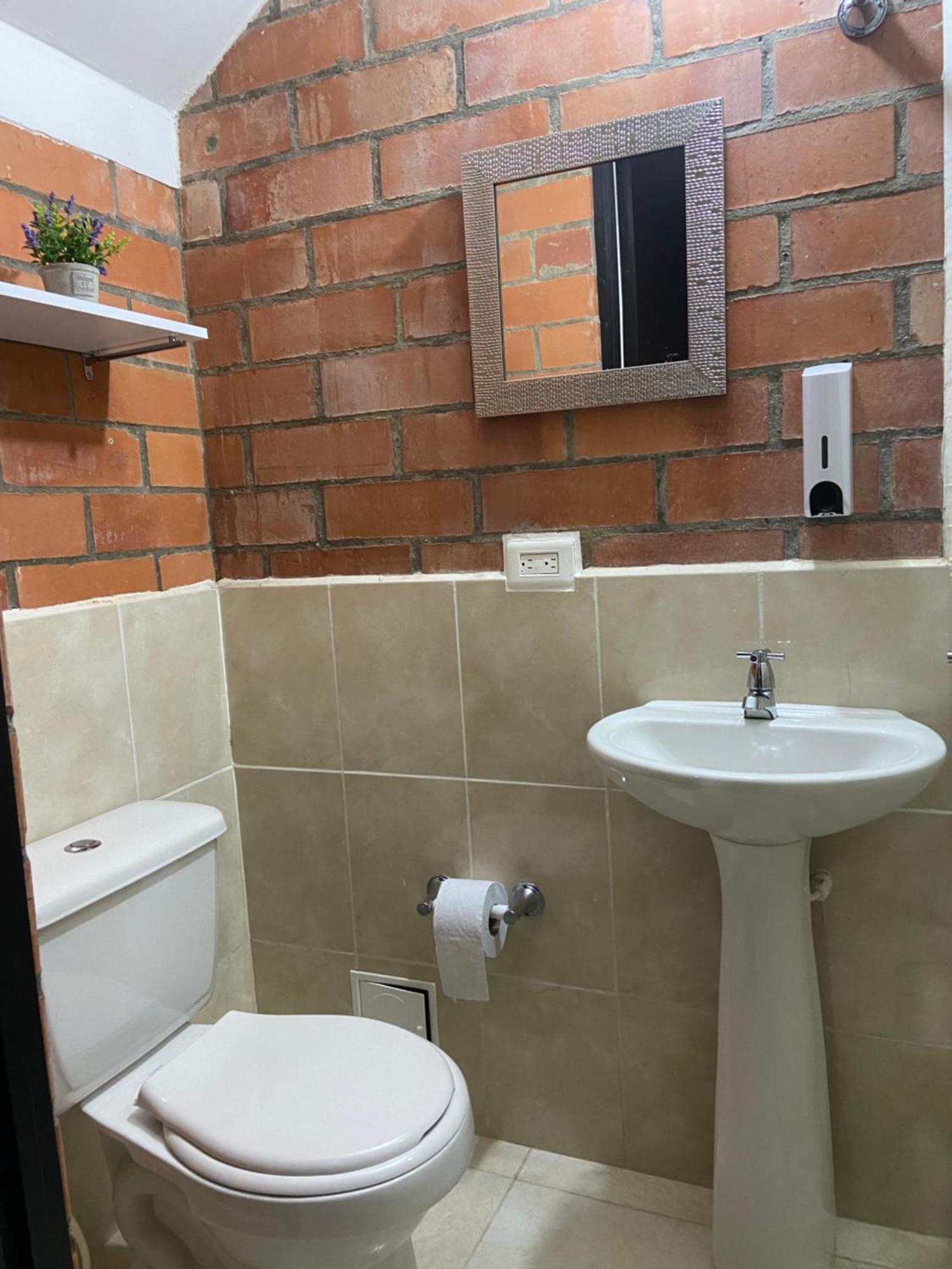 Casa Roma - La Tranquilidad Del Campo En La Ciudad - Rnt 1 0 8 1 3 7- Holiday home Salento